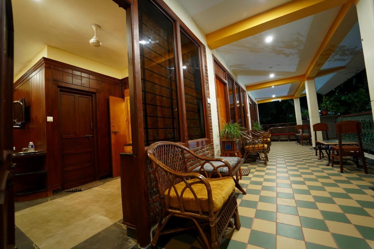 Hotel Mahabs مهاباليبورام المظهر الخارجي الصورة