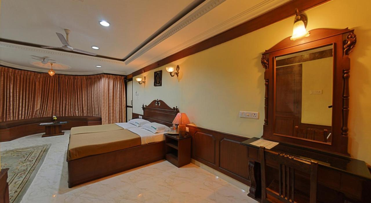 Hotel Mahabs مهاباليبورام المظهر الخارجي الصورة