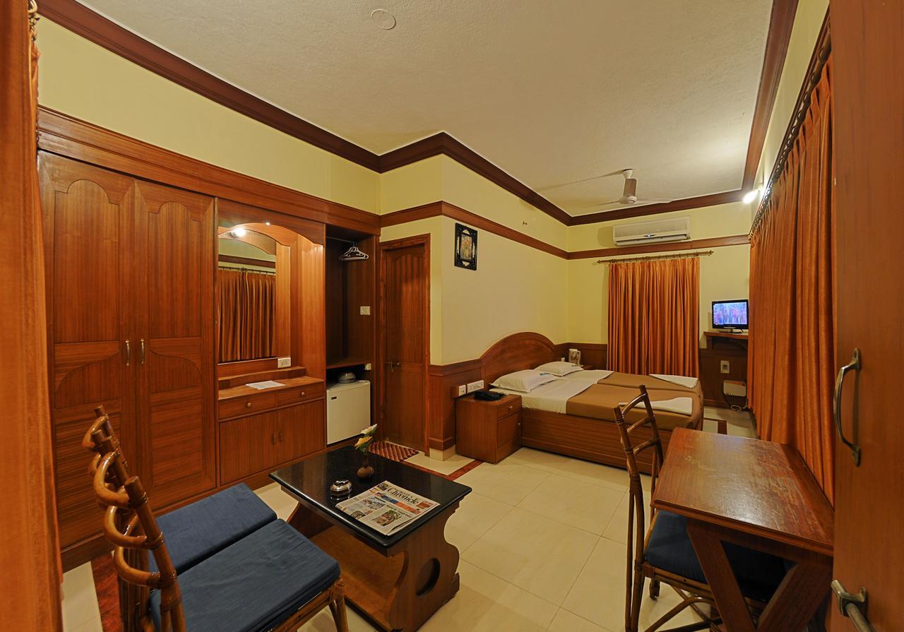 Hotel Mahabs مهاباليبورام المظهر الخارجي الصورة