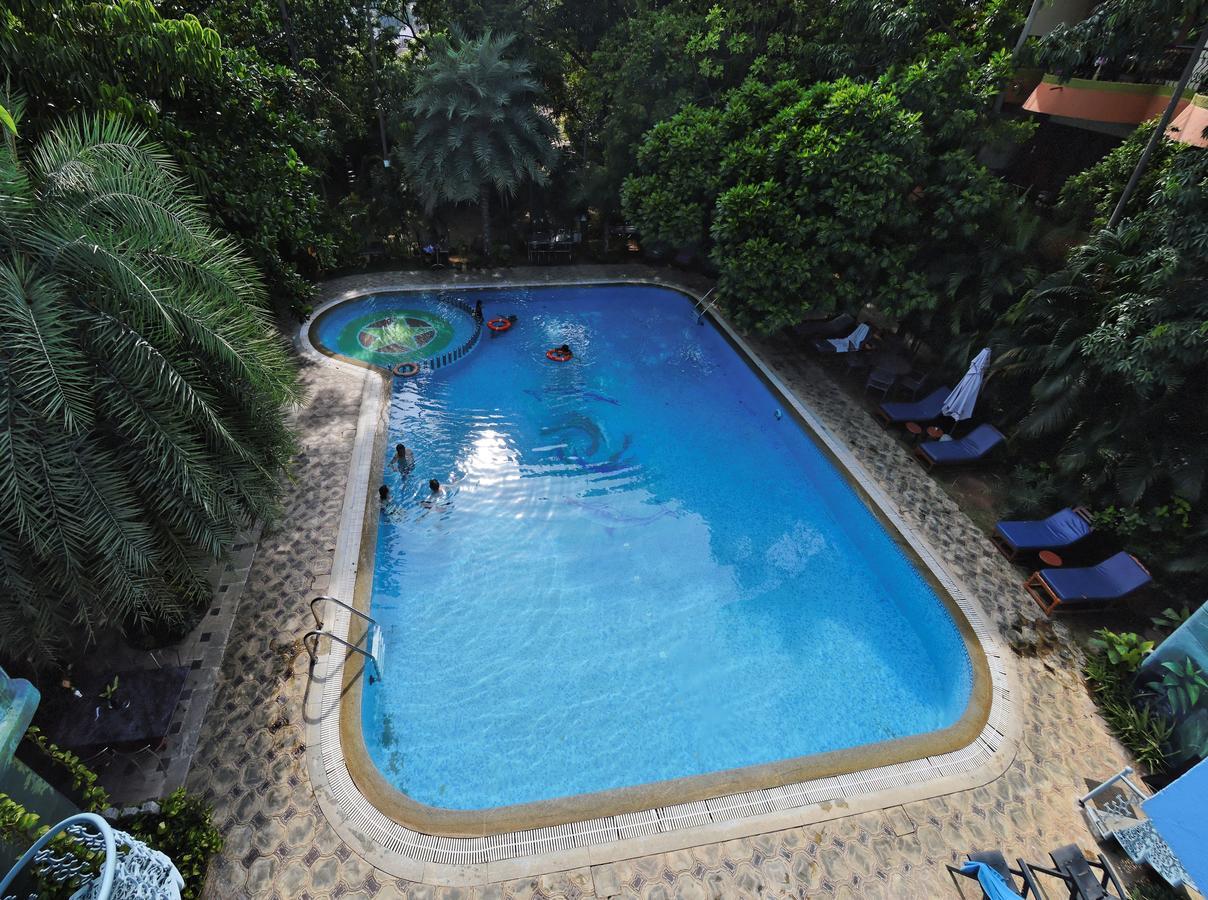 Hotel Mahabs مهاباليبورام المظهر الخارجي الصورة